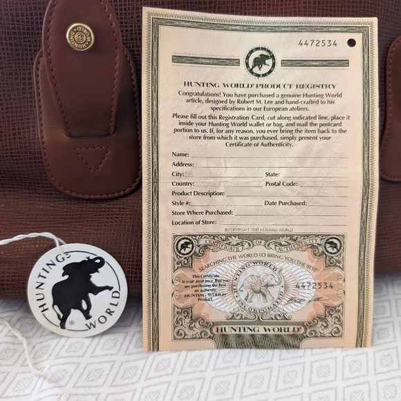 Huntington World Shoulder Bag - Picture 6 of 15